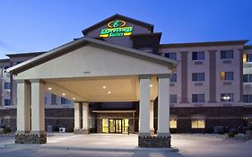 Expressway Suites Fargo